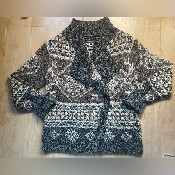Eddie Bauer Sweaters - Eddie Bauer Hand Knit wool cardigan Size L/XL